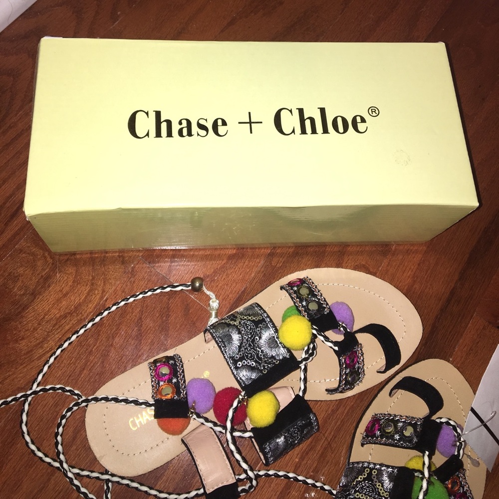 NWT Chase and Chloe lace up Pom Pom sandals - Picture 4 of 5