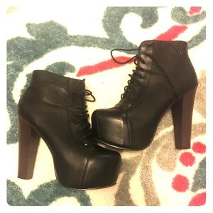 Black Platform Lace Bootie - like Jeffery Campbell