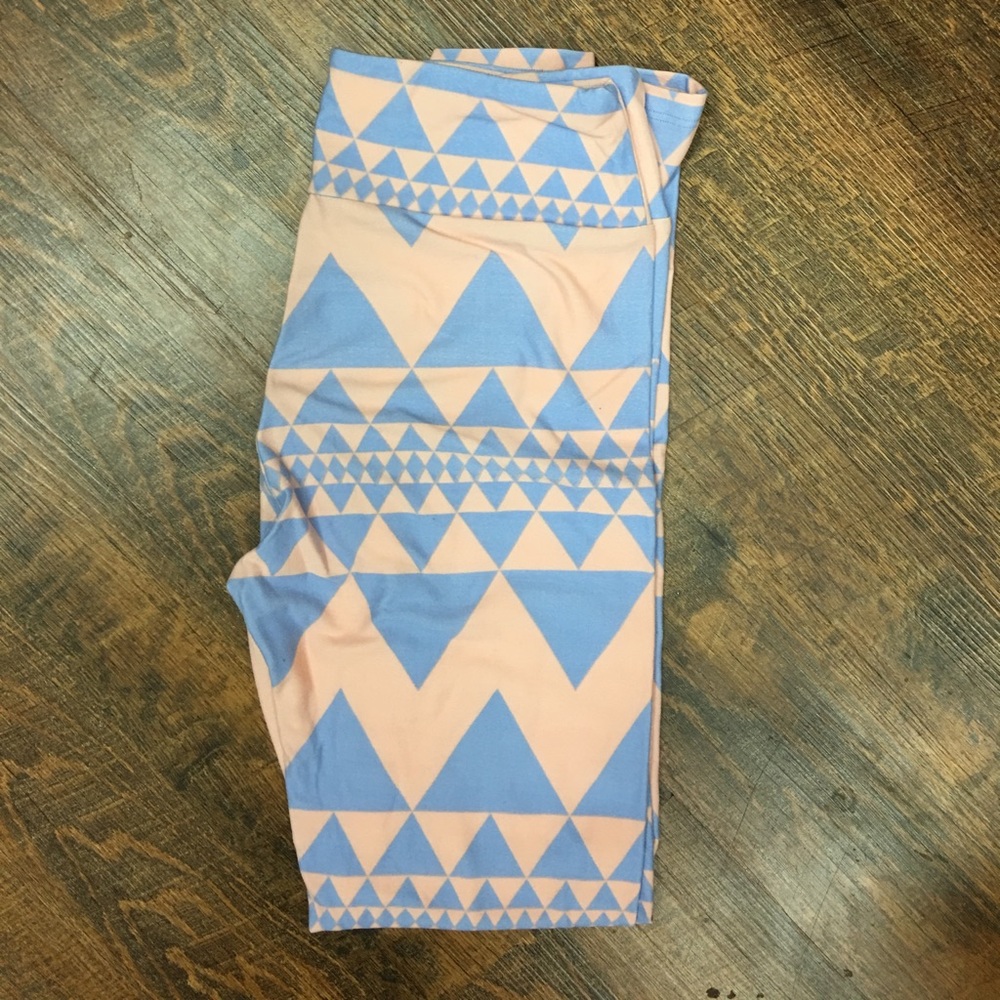 LuLaroe geometric leggings - OS
