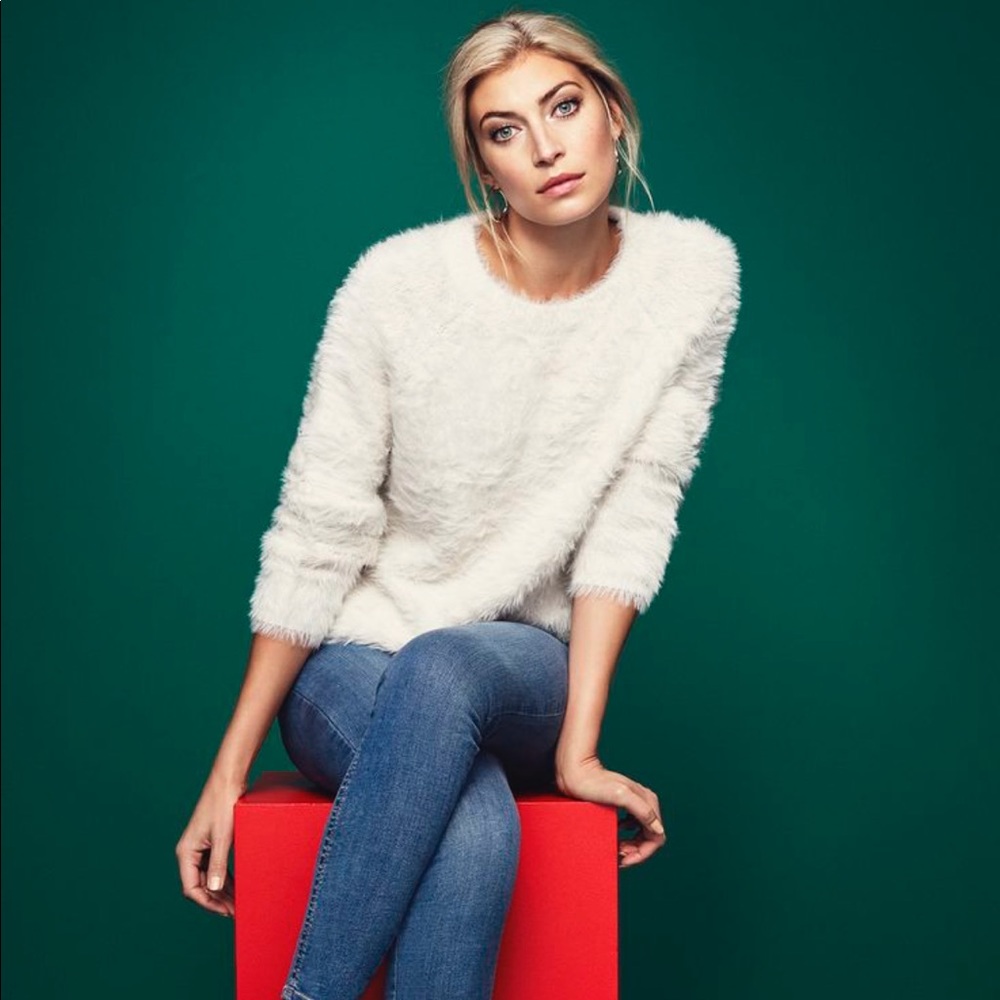 Gorgeous Trina Gina Tricot sweater!