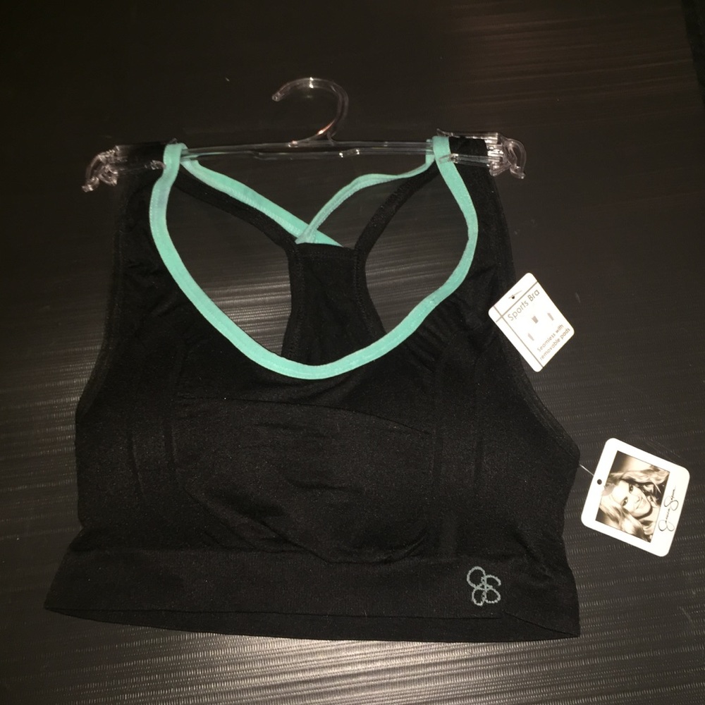 Jessica Simpson Razor Back Black Sports Bra - Picture 5 of 5