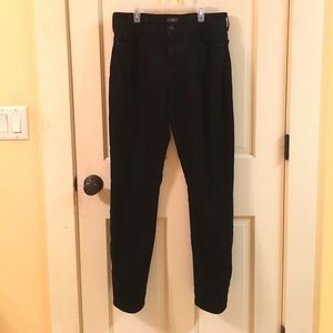 NYDJ Black skinny legging jeans