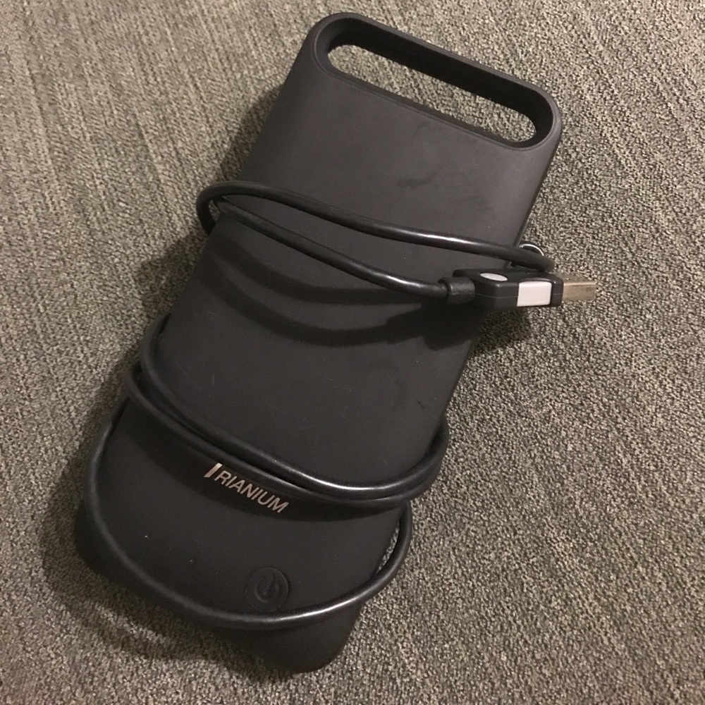 Charging case