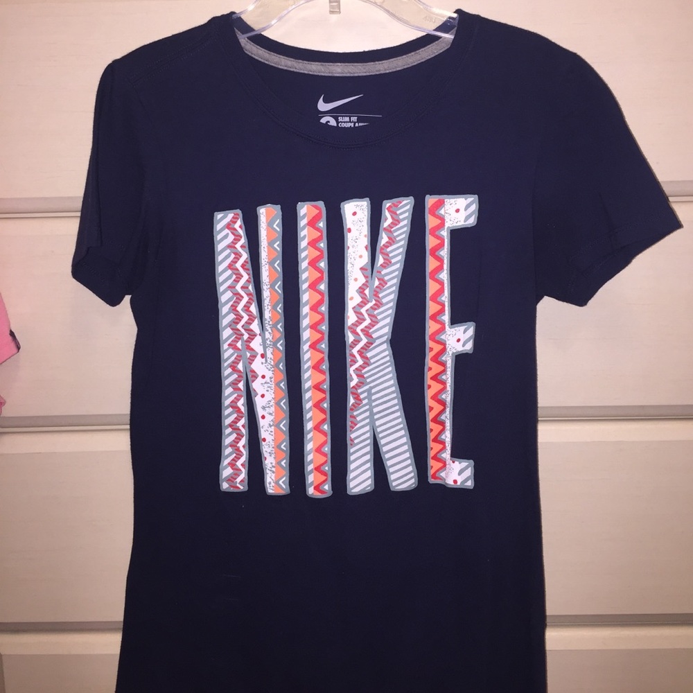 Women's Nike Shirt