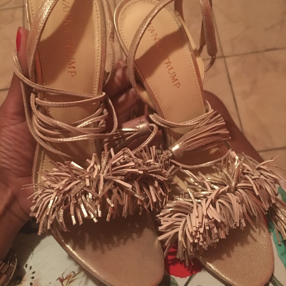 Hettie  by Ivanka trump never worn, size 10