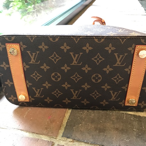 Louis Vuitton Lockit MM Monogram Satchel M40606 - Picture 8 of 8