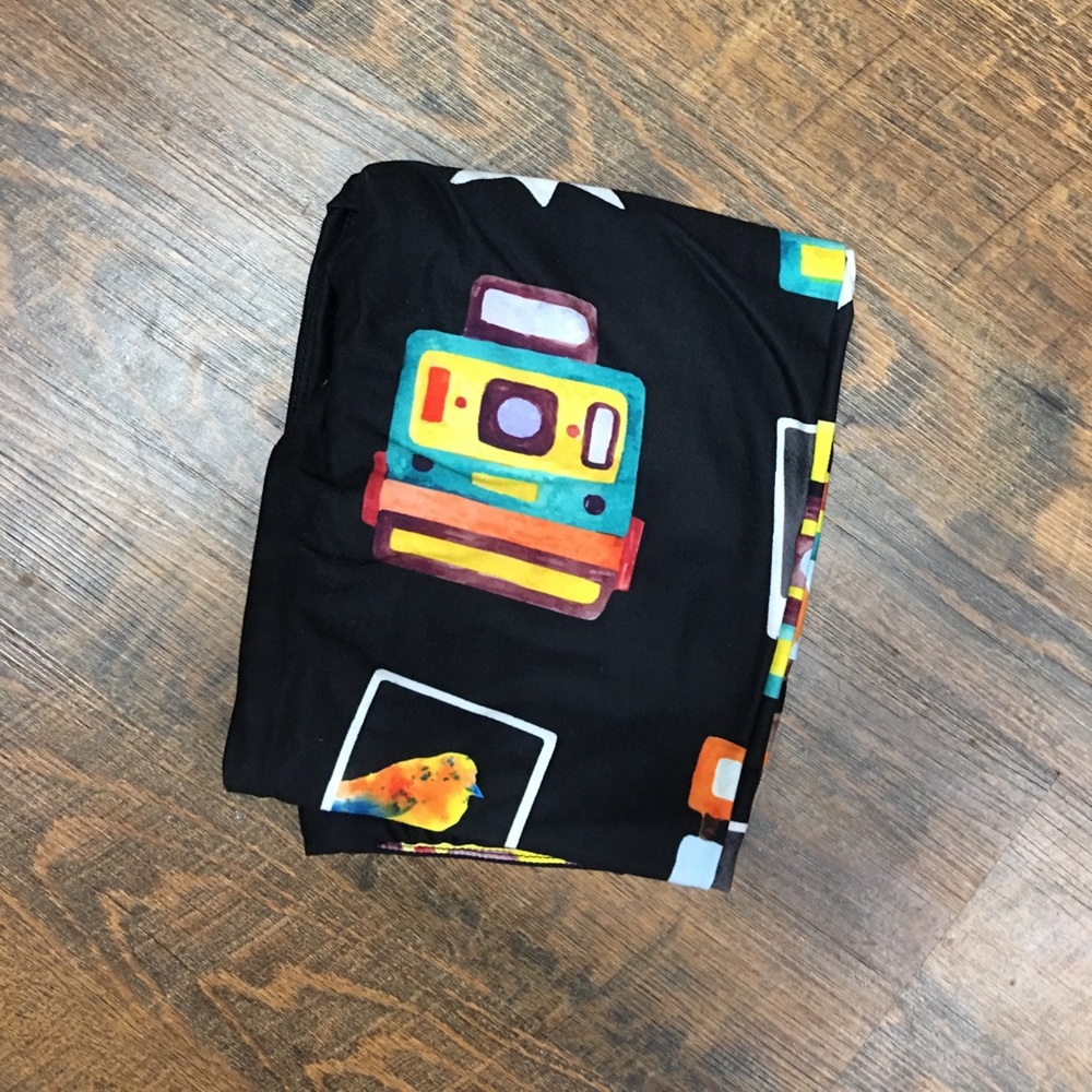 Fabulegs camera leggings - super soft! OS