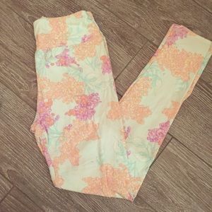 LuLaRoe OS Floral Leggings