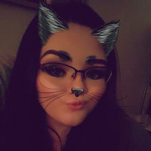 Meet your Posher, Alisha