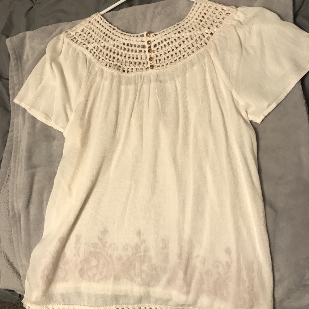 White Embroidered Shirt - Picture 4 of 4