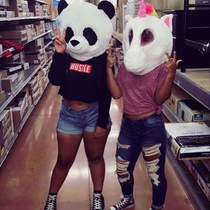 Meet your Posher, Ashanti