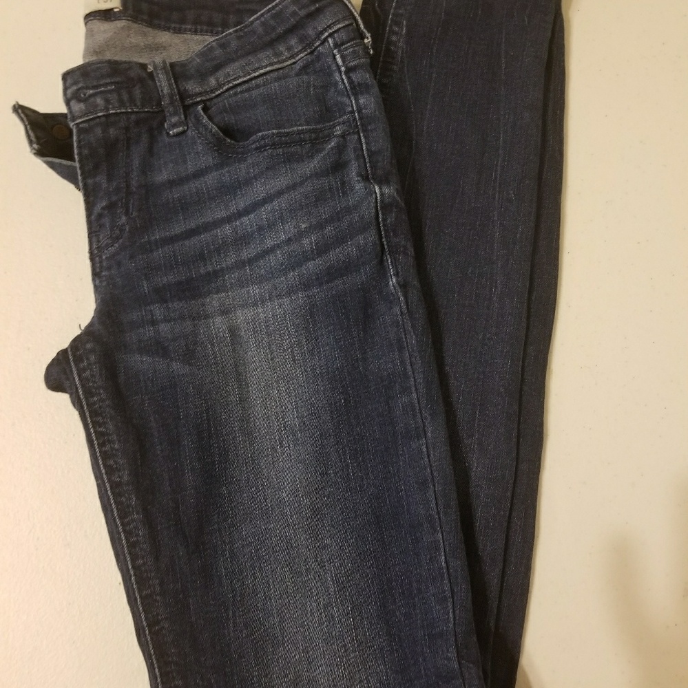 Hollister mid-rise skinny jeans
