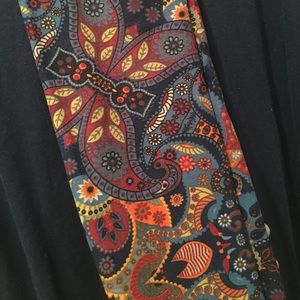 LuLaRoe Paisley OS Leggings and Navy Blue XS Irma