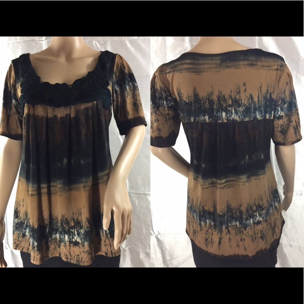 ⬇️New Directions Floral Embodies Blouse