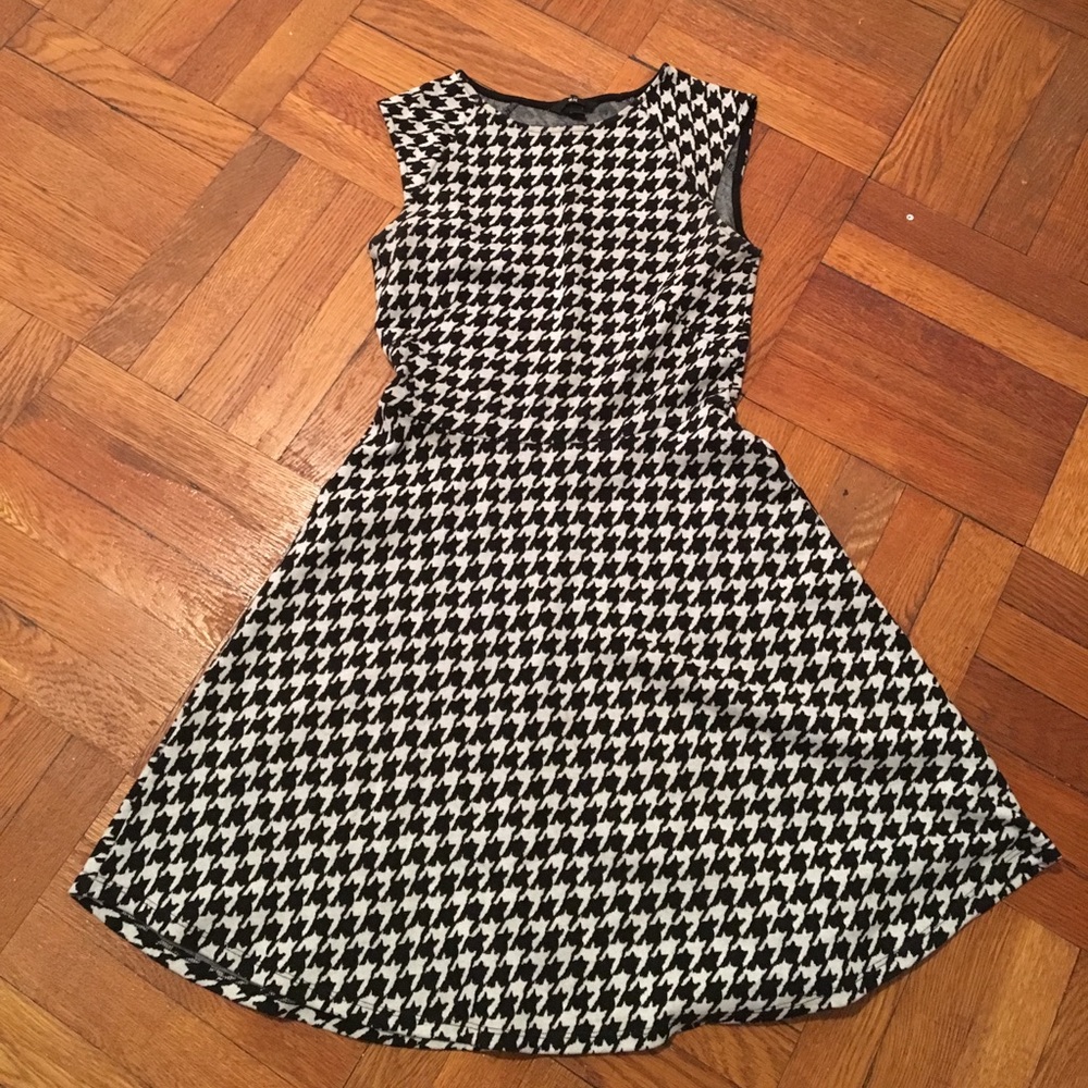 Houndstooth dress black & white