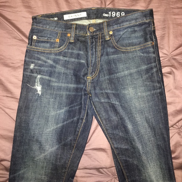 Ripped Skinny jeans. Great condition - Picture 2 of 2