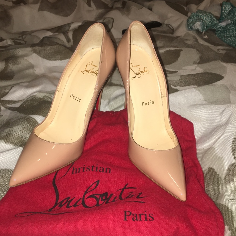 Nude so Kate pumps