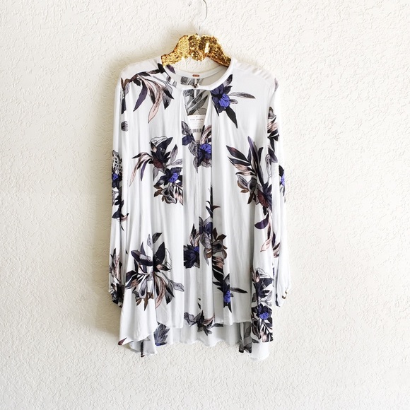 Free People Tops - Free People Electric Orchid Print Swing Tunic