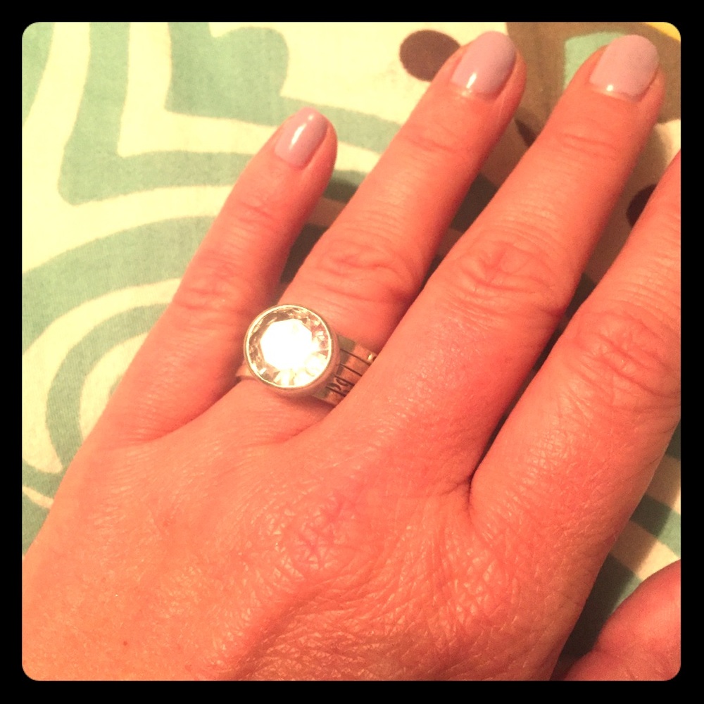 Authenic RETIRED Silpada Ring