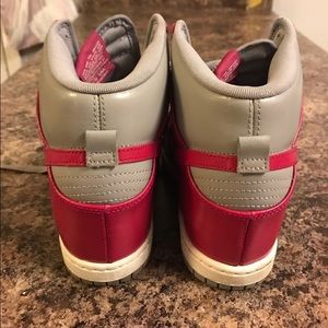 Ladies Nike Dunks **still for sale**