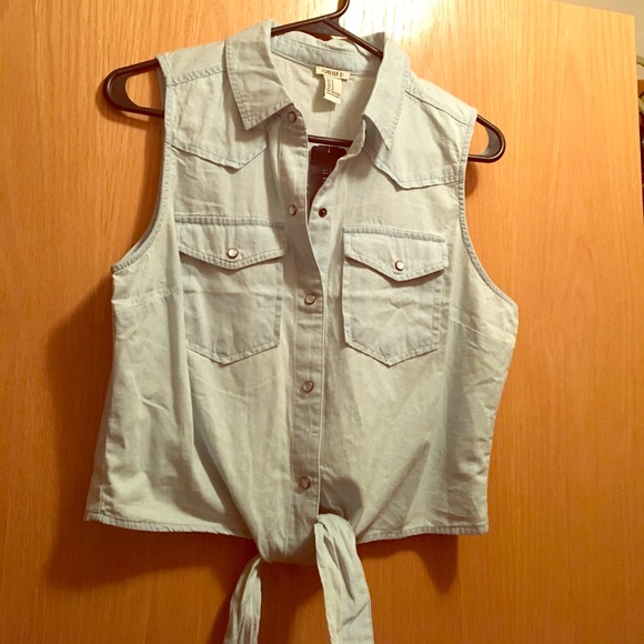 ✨ jean crop top with tie - Picture 1 of 3