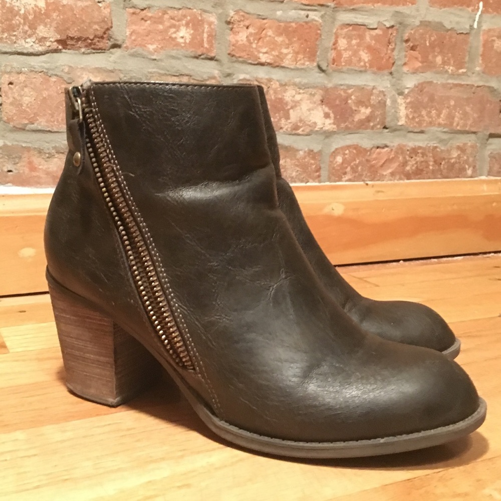 Sale! Diba 'Pilot' booties