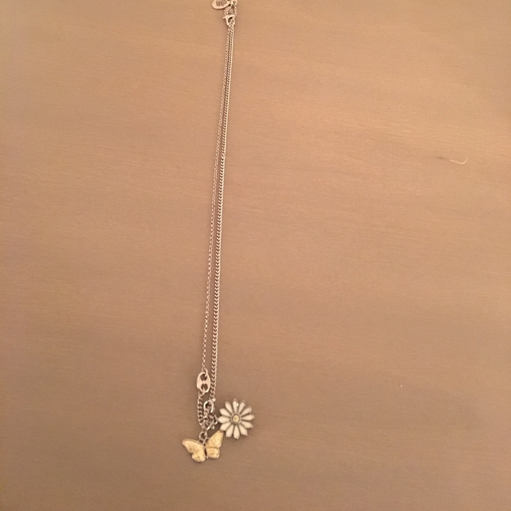 Juicy Couture Necklace - Picture 3 of 4