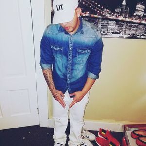 Meet your Posher, Jonathan