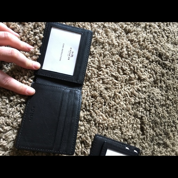 Set of two coach wallets - Picture 6 of 6