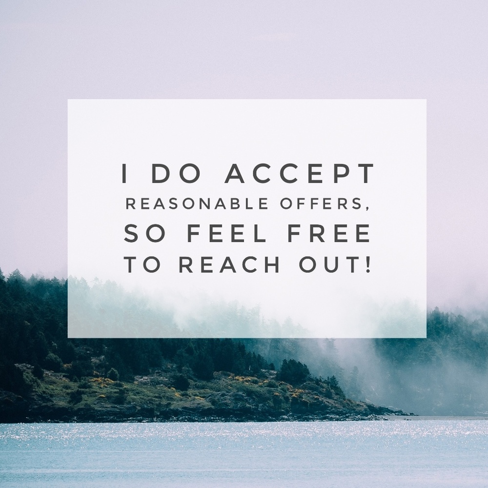 SALE! 💚 MAKE OFFERS! 💚