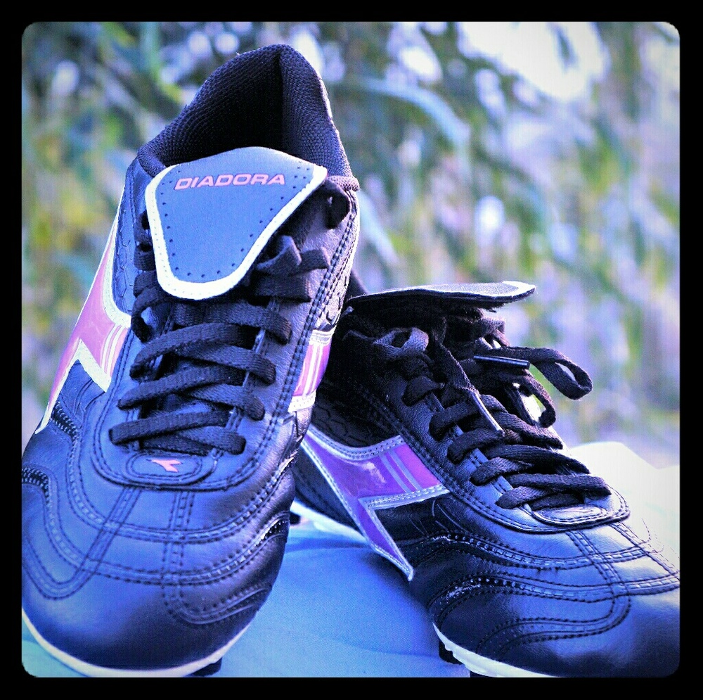 Diadora Zonda soccer cleats