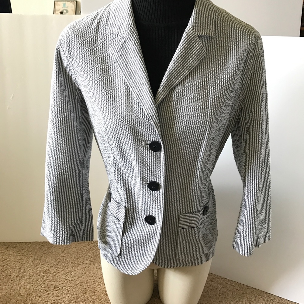 Liz Claiborne Seersucker Blazer