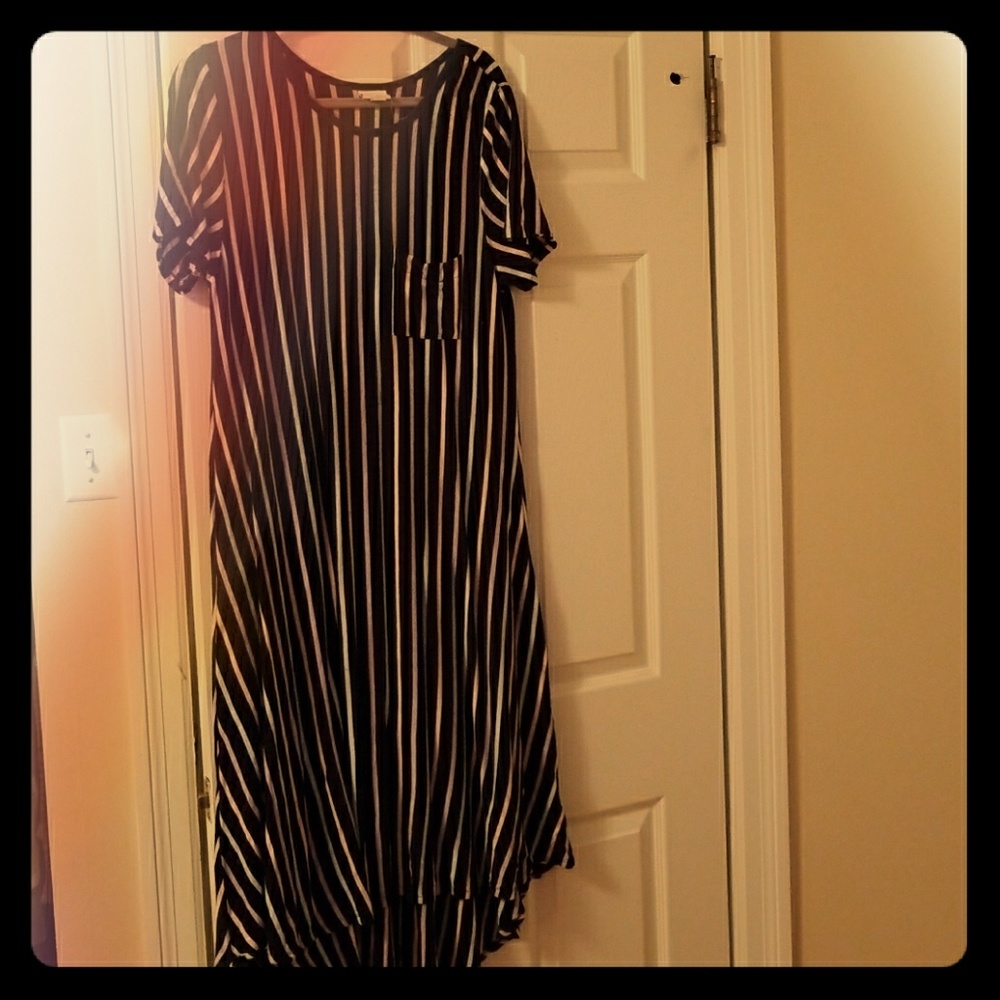 LuLaRoe Carly