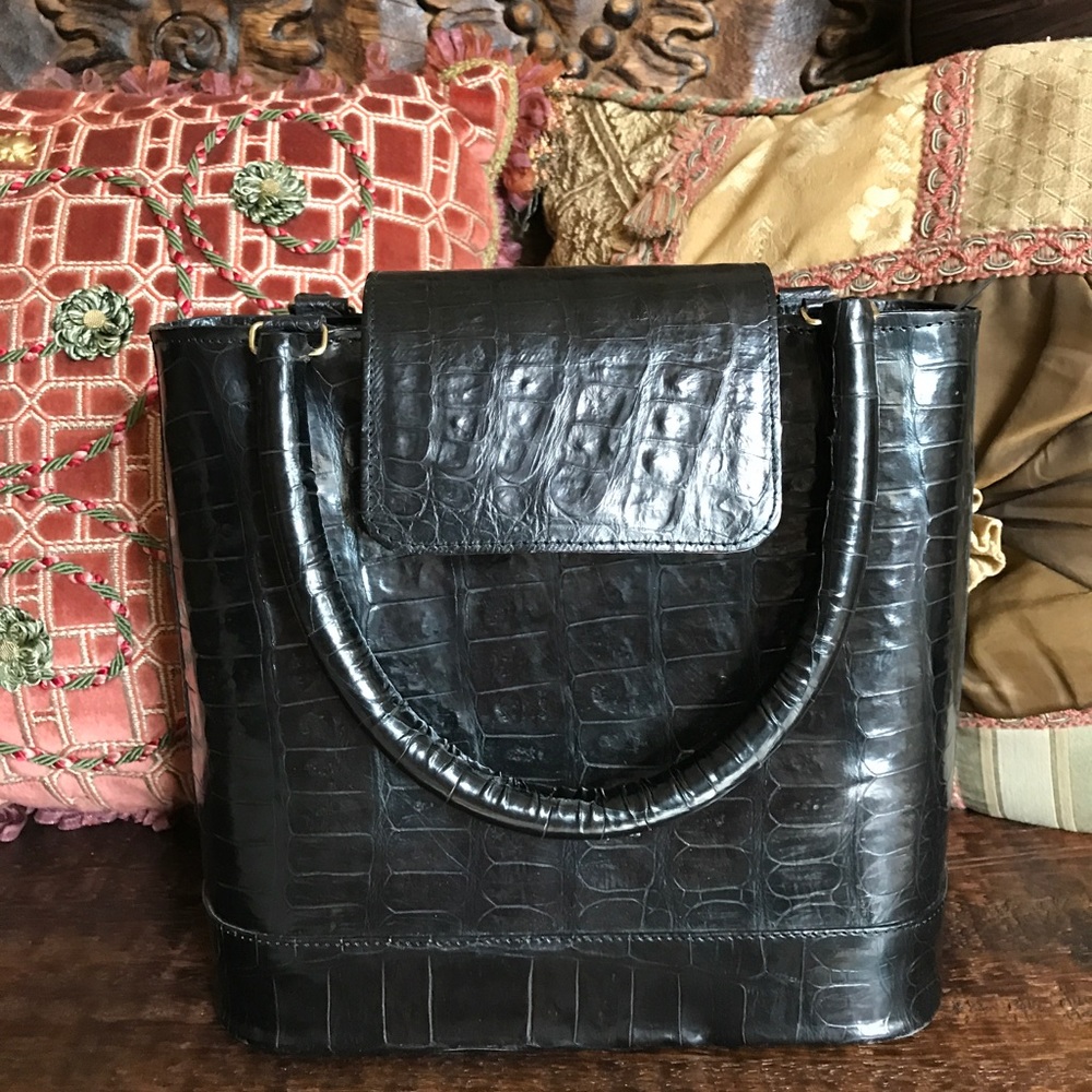 VINTAGE Exotic black handbag