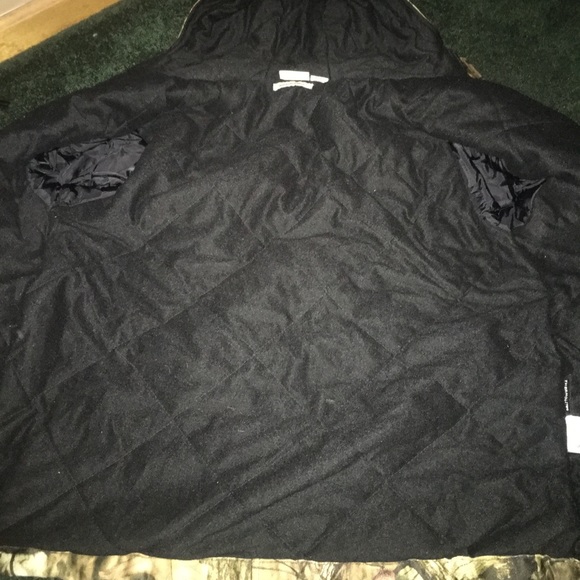 Red head Hunting Coat - Picture 2 of 5