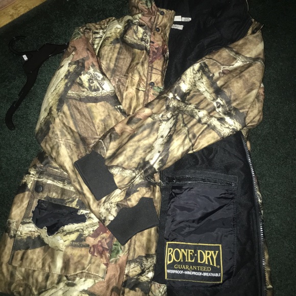 Red head Hunting Coat - Picture 4 of 5