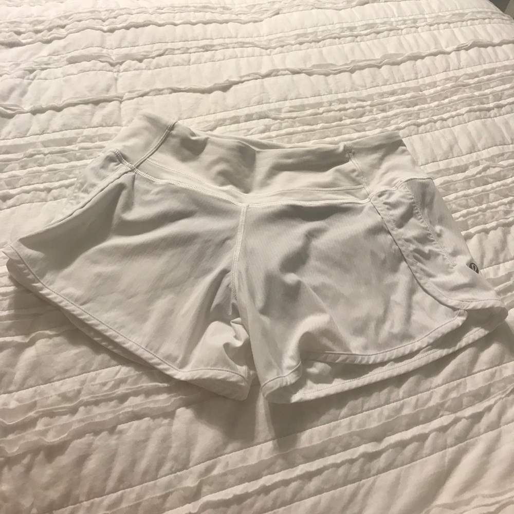Lululemon running times short