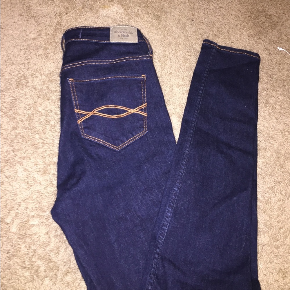 Abercrombie high waist jeans size 6 long