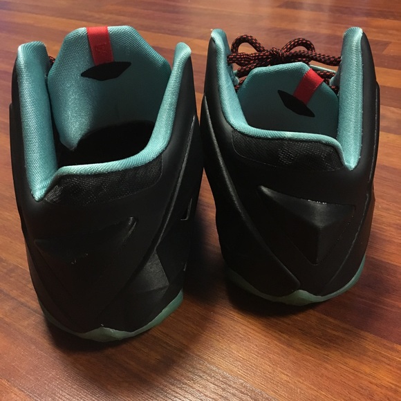 Lebron XI "Diffused Jade"! - Picture 3 of 6