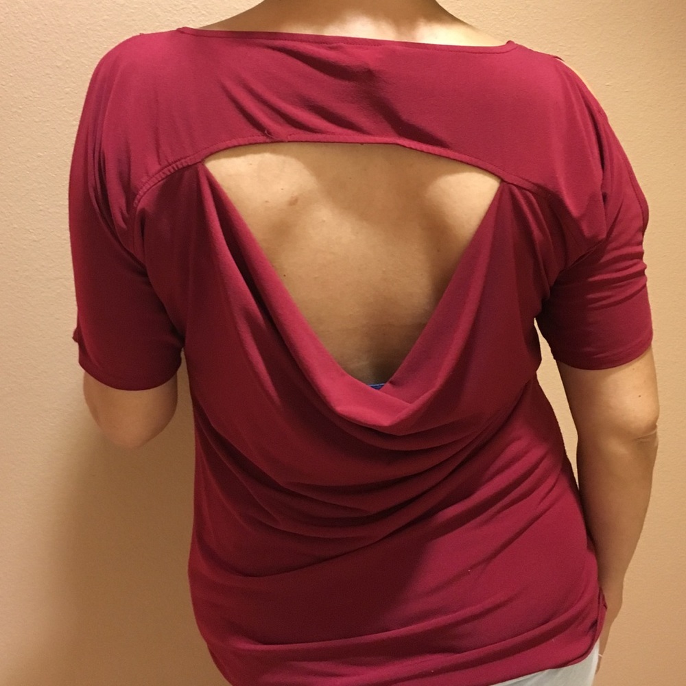 GUESS shirt. Dark Red.
