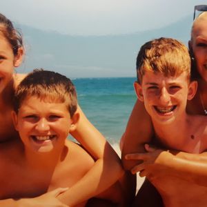 Meet your Posher, Larry