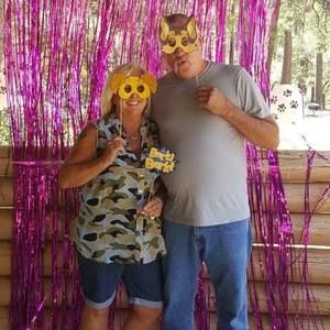 Meet your Posher, Lorrie