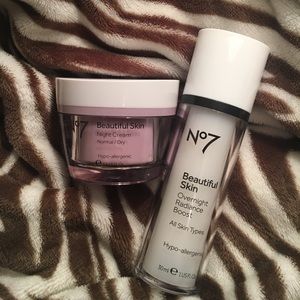 No 7 beautiful skin overnight boost n night cream