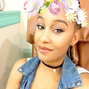 Meet your Posher, Kiara