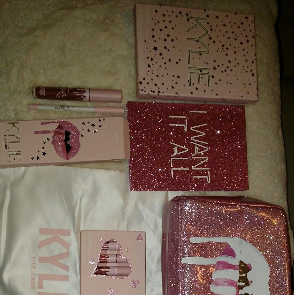 KYLIE BIRTHDAY COLLECTION