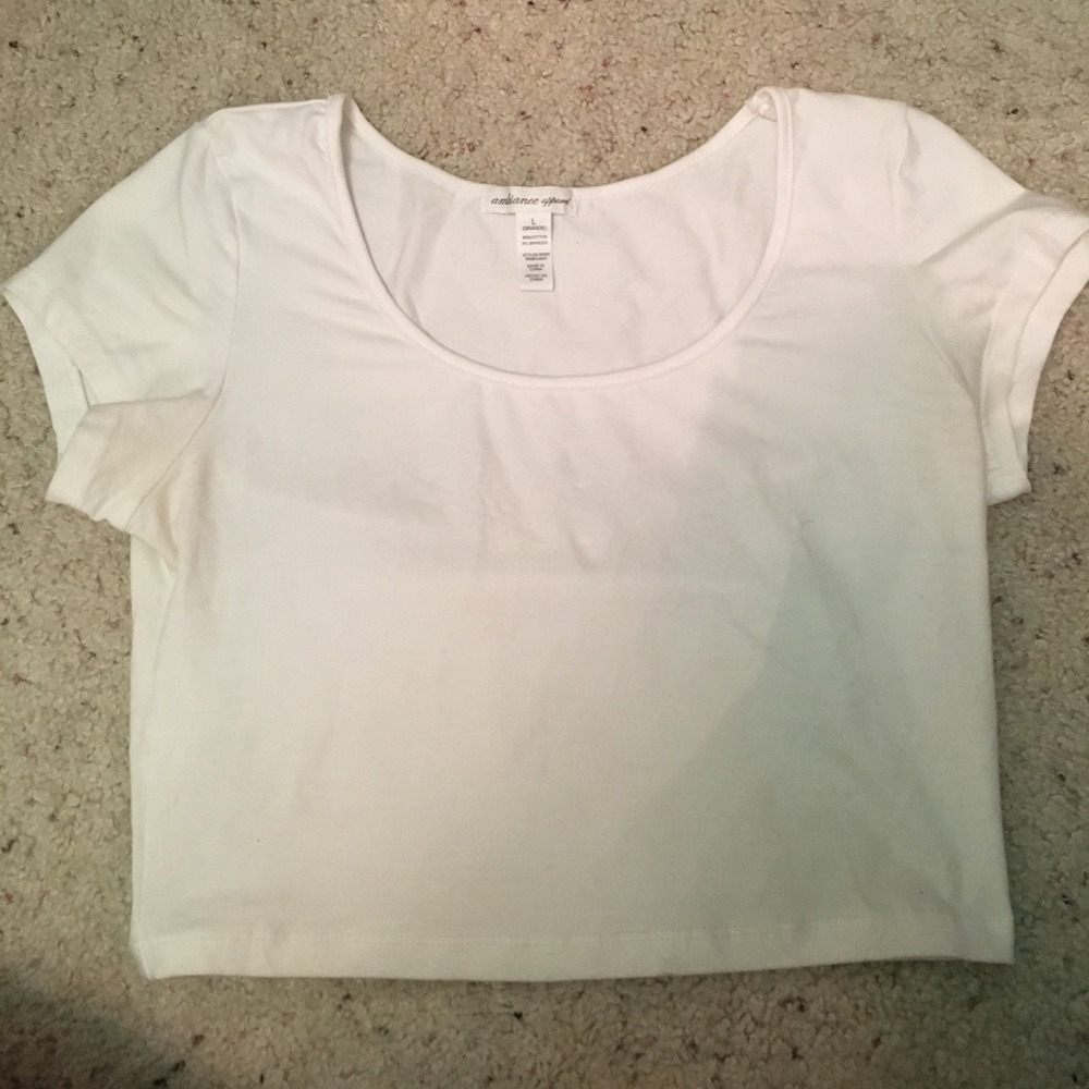 Crop top shirt