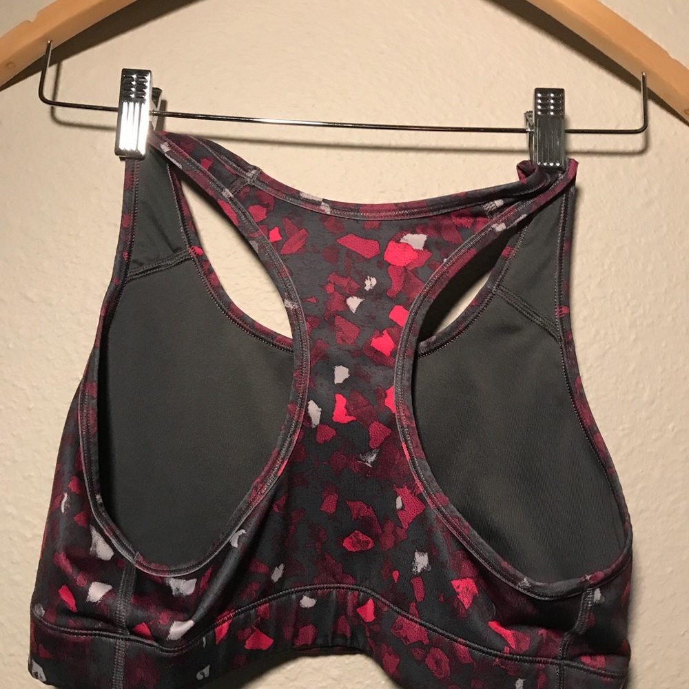 Nike Sports Bra - Picture 3 of 4