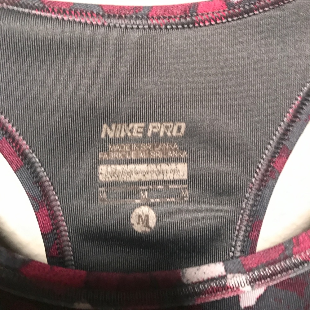 Nike Sports Bra - Picture 4 of 4