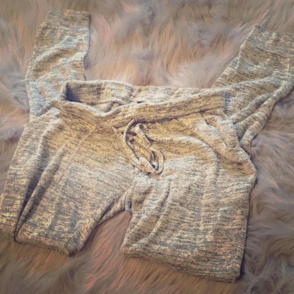 Rue21 joggers🍉