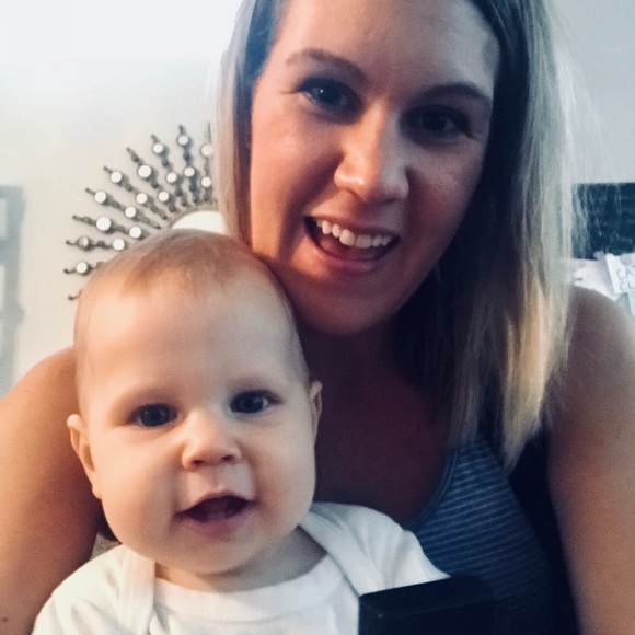 Meet your Posher, JL - Picture 2 of 2